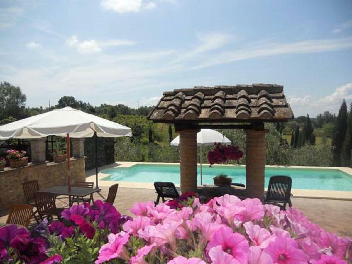 Casa Vacanze L'Oliveta Сієна Екстер'єр фото